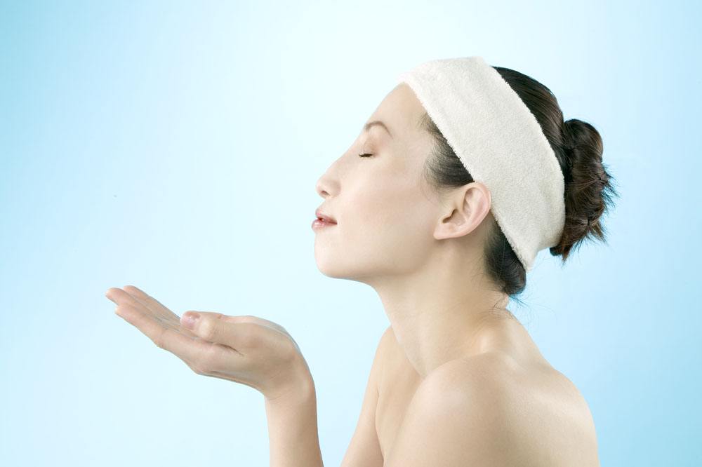 为什么春季容易长痘?怎么预防长痘?